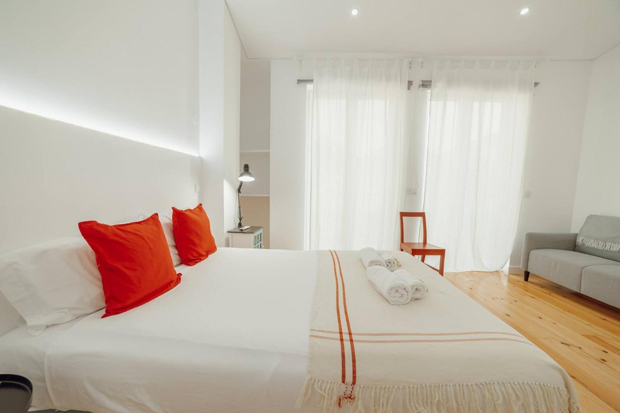 Modern Villa By Hosty Porto Ngoại thất bức ảnh